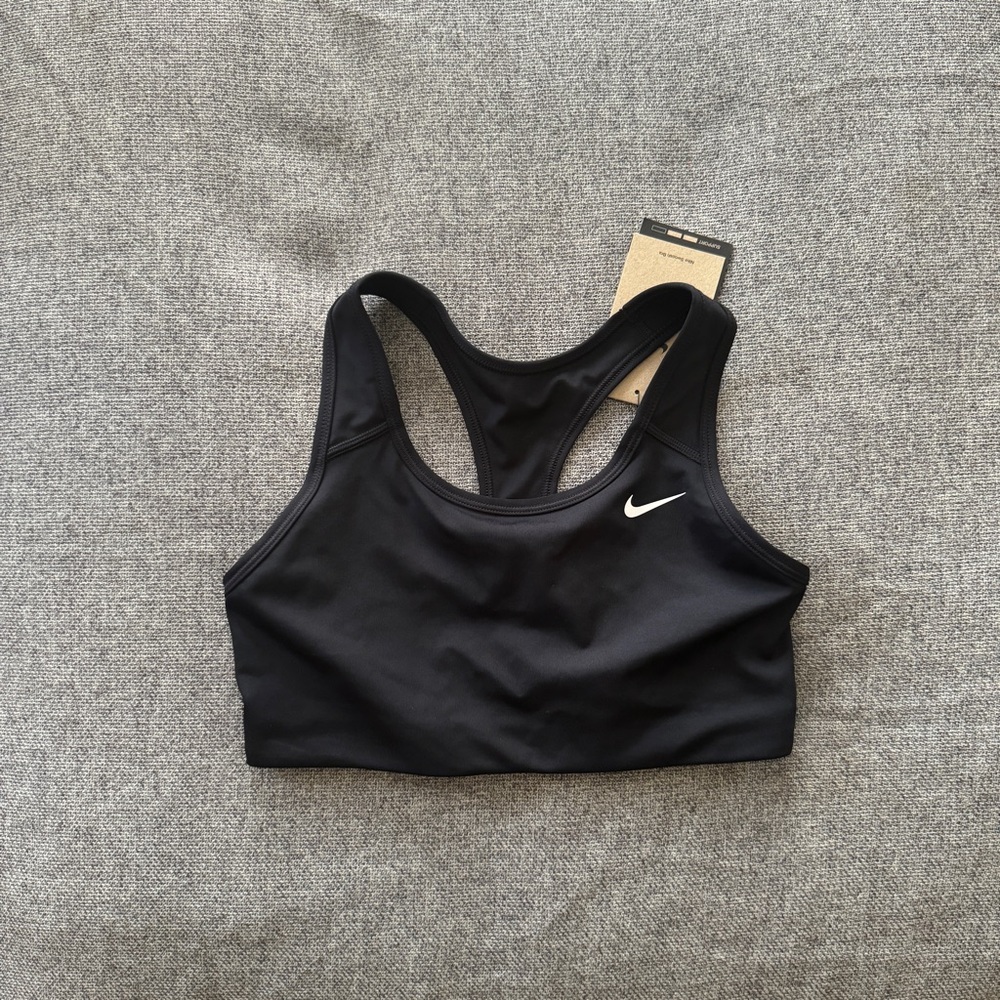 Nike Swoosh Bra